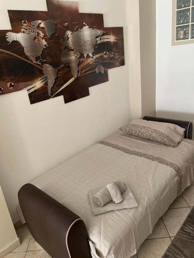 Ferienwohnung L'Anima Del Viaggio A Torino Exterior foto